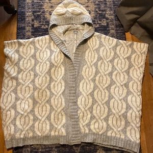 Aerie short sleeve sweater